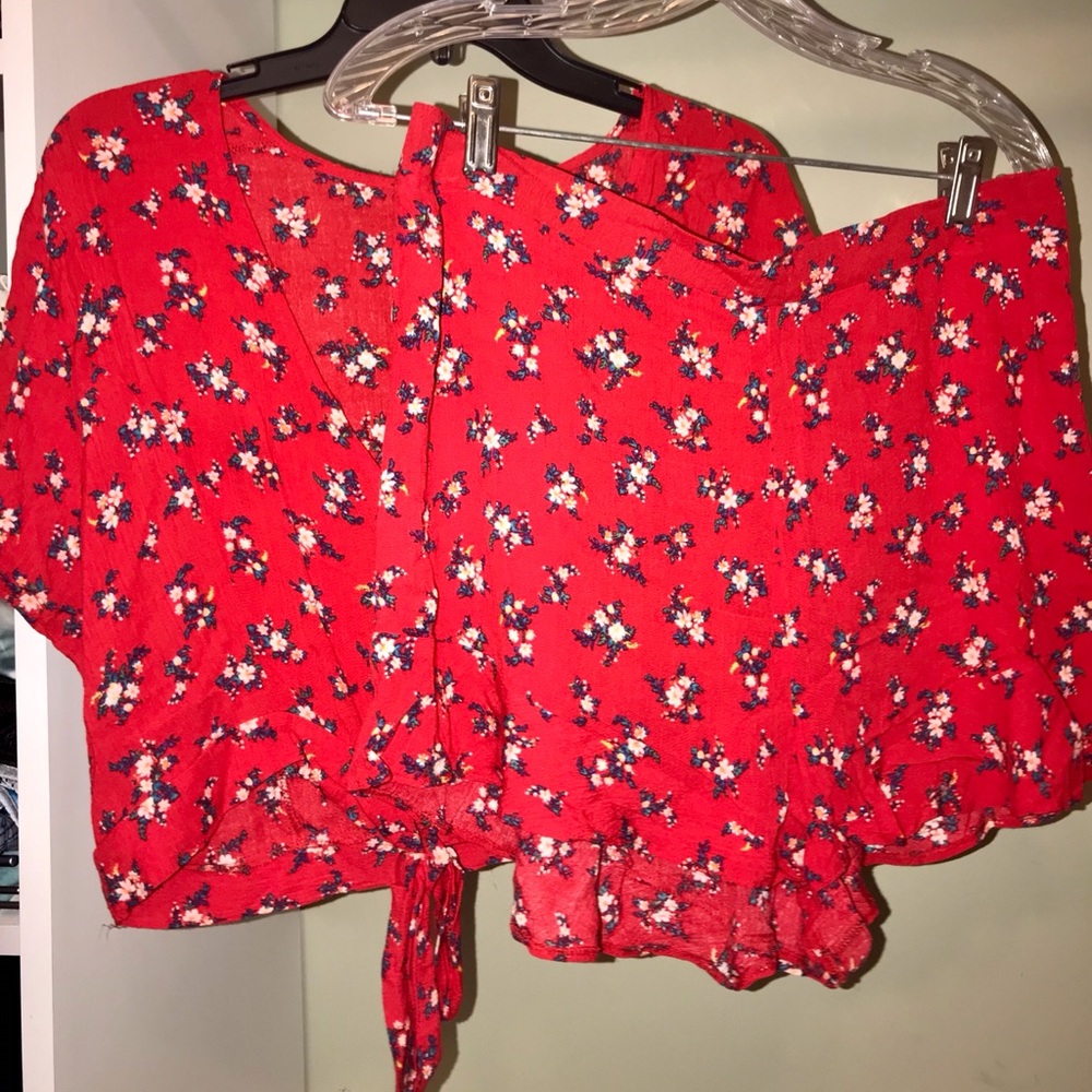 AE two piece short and top set